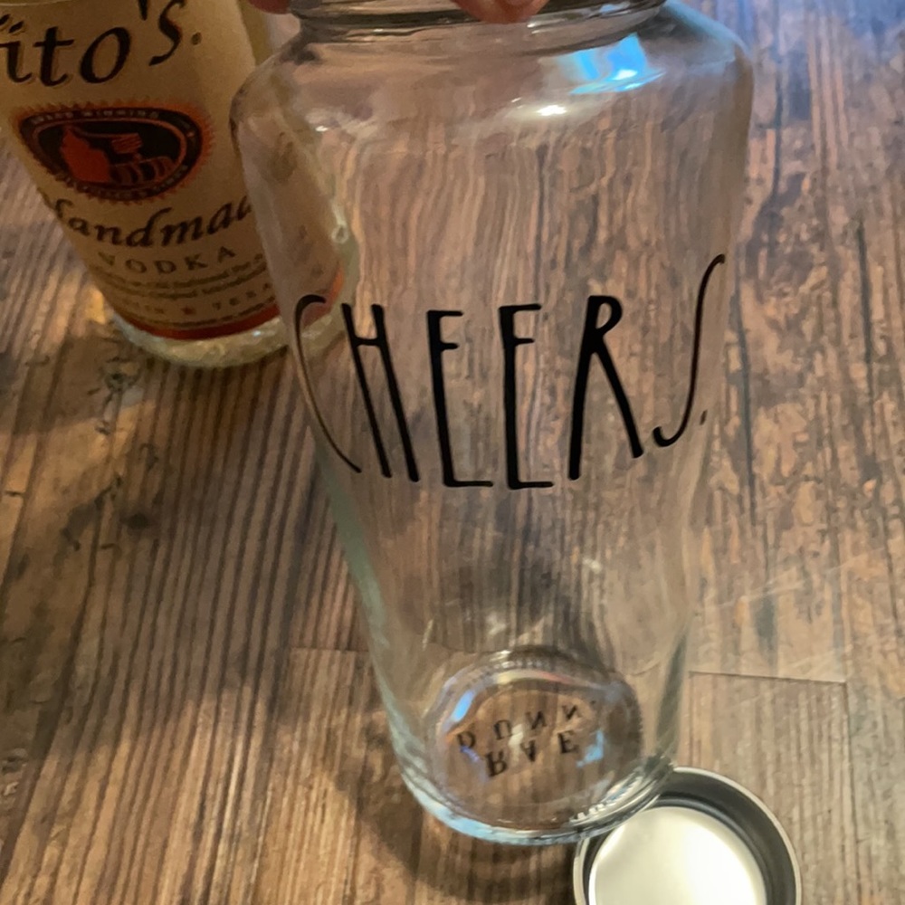 Rae Dunn “Cheers” Drink Shaker - Picture 4 of 5